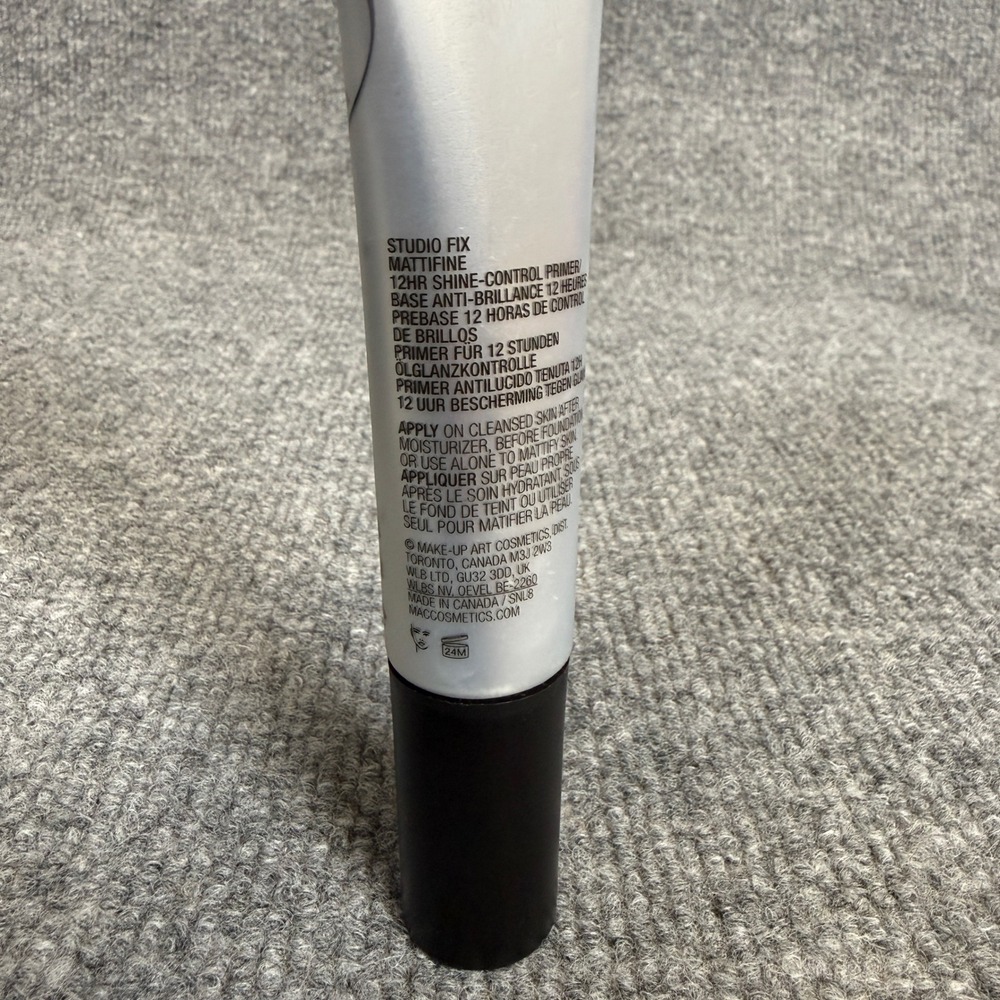 MAC Studio Fix Mattifine 12hr Shine-Control Primer 1.0 fl oz / 30 ml C41 - Picture 3 of 4